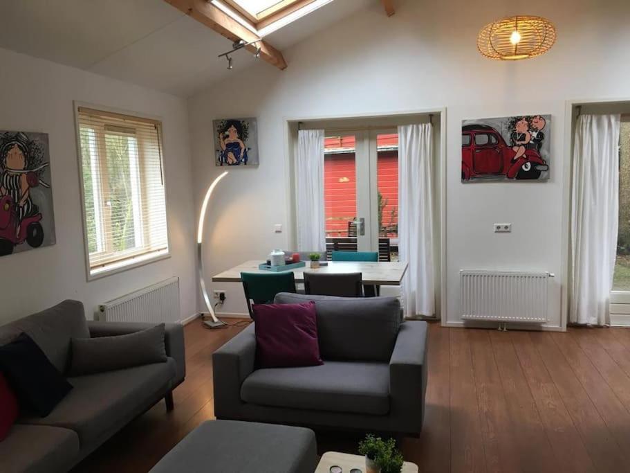 Heerlijk Huis In Een Prachtige Bosrijke Omgeving. 皮滕 外观 照片